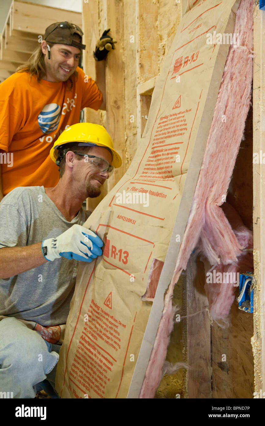 Weatherization classe di formazione finanziato dall Ufficio federale di stimolo economico denaro Foto Stock