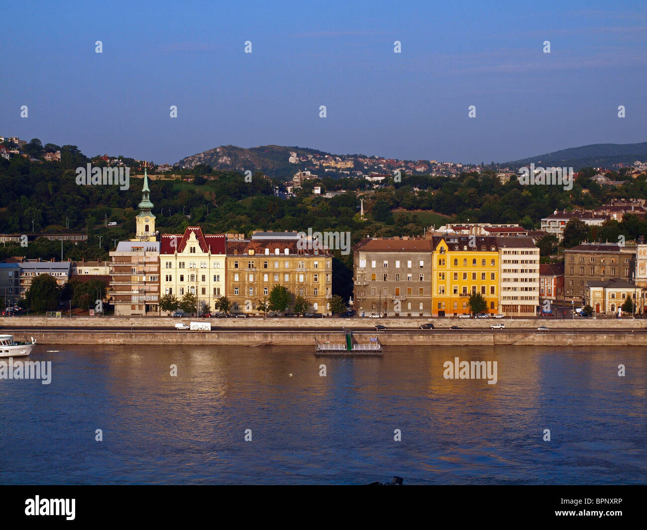 Fiume Danubio, Buda e le colline di Buda. Budapest, Ungheria Foto Stock