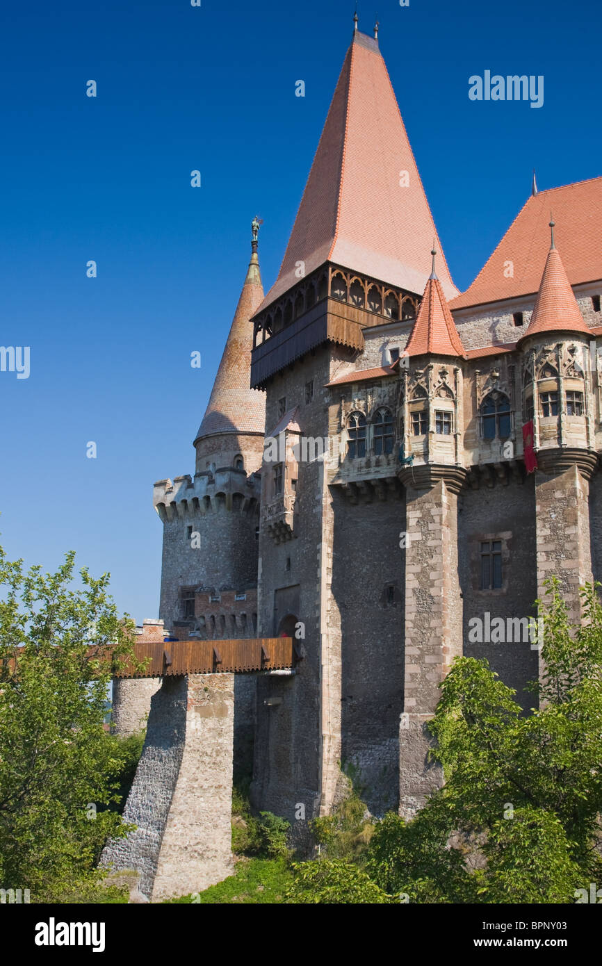 Il castello di Corvins in estate nella città di Hunedoara, Romania. Foto Stock