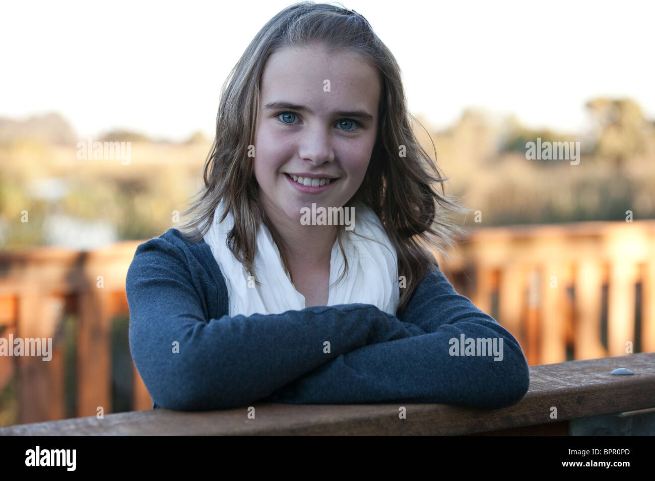 Tredici anno vecchia ragazza Foto Stock