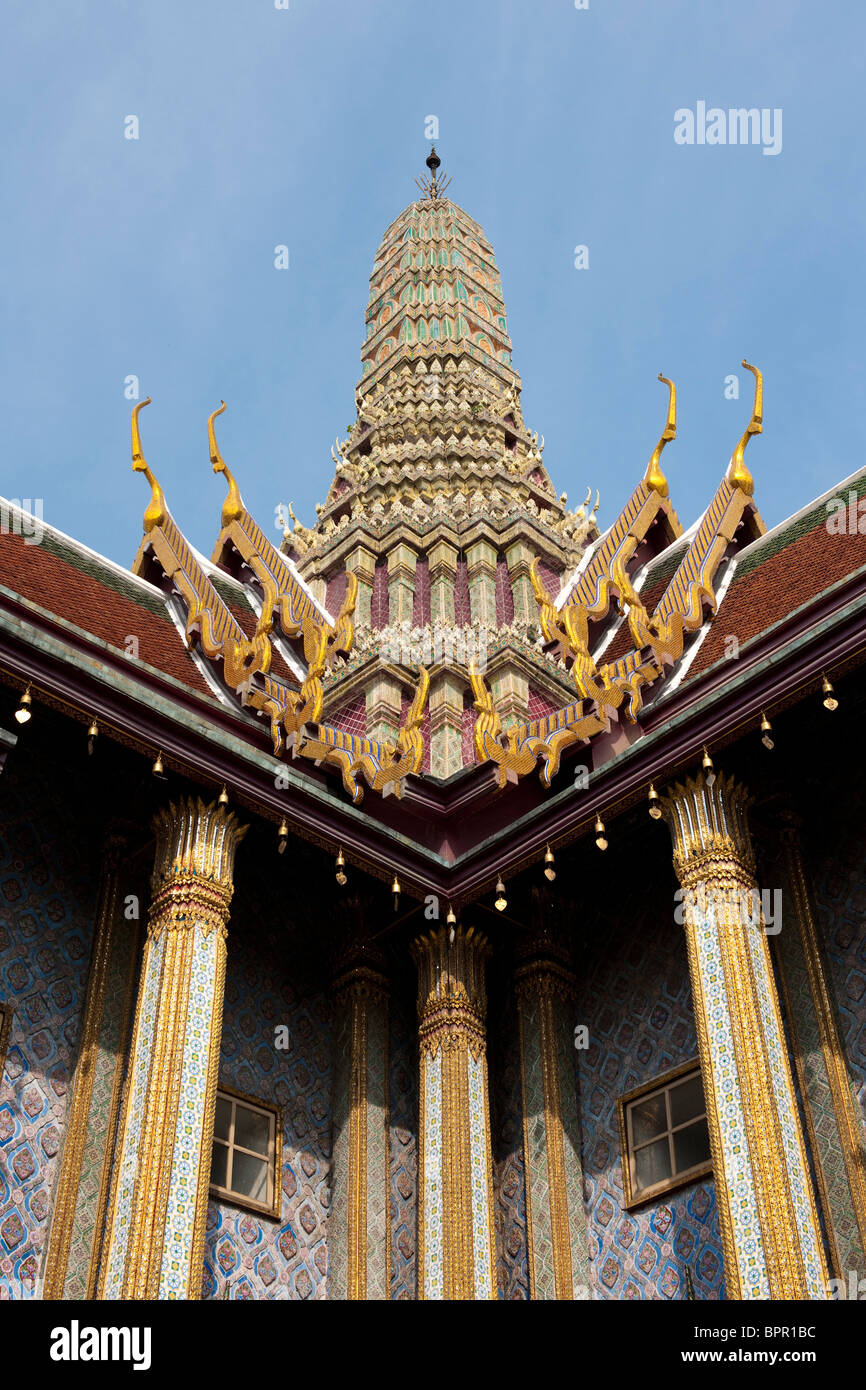 Royal Panthenon chiamato Prasat Phra Thap Bidon, il Grand Palace, Bangkok, Thailandia Foto Stock