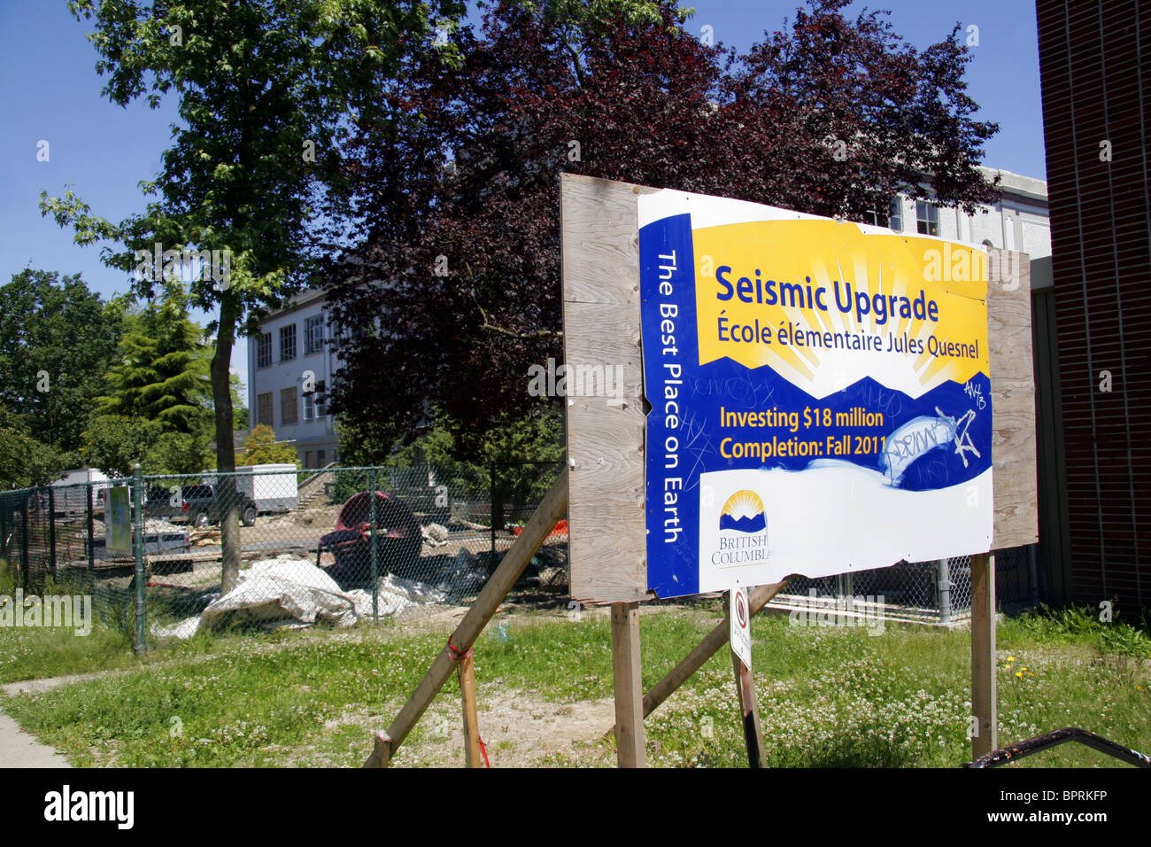 Aggiornamento sismica a scuola canadese Foto Stock