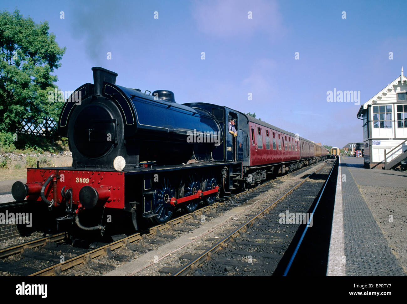 Sheringham, Norfolk, North Norfolk, Ferroviaria Linea Papavero East Anglia England Inglese Regno Unito treno a vapore treni stazioni stazione motore Foto Stock