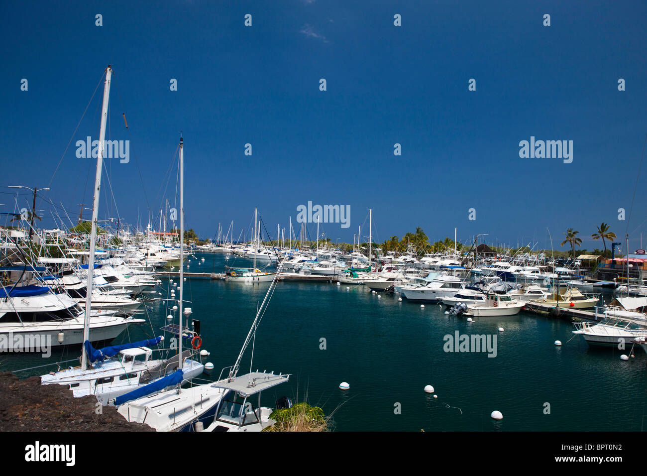 Marina con barche, vicino a Kona, la Big Island, Hawaii, Stati Uniti d'America Foto Stock