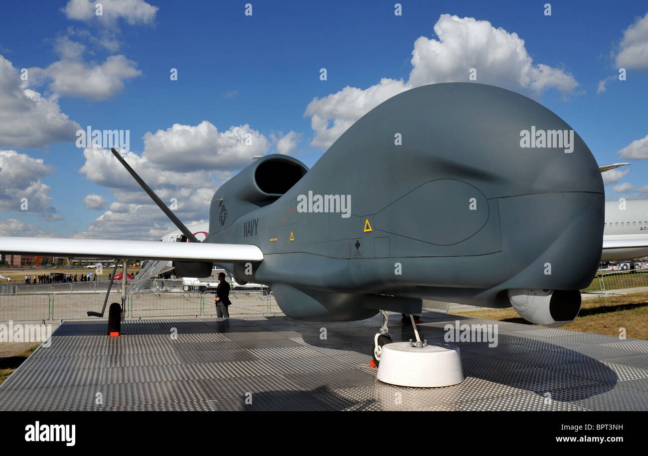 Northrop Grumman Global Hawk unmanned long range antenna aerei di ricognizione Foto Stock