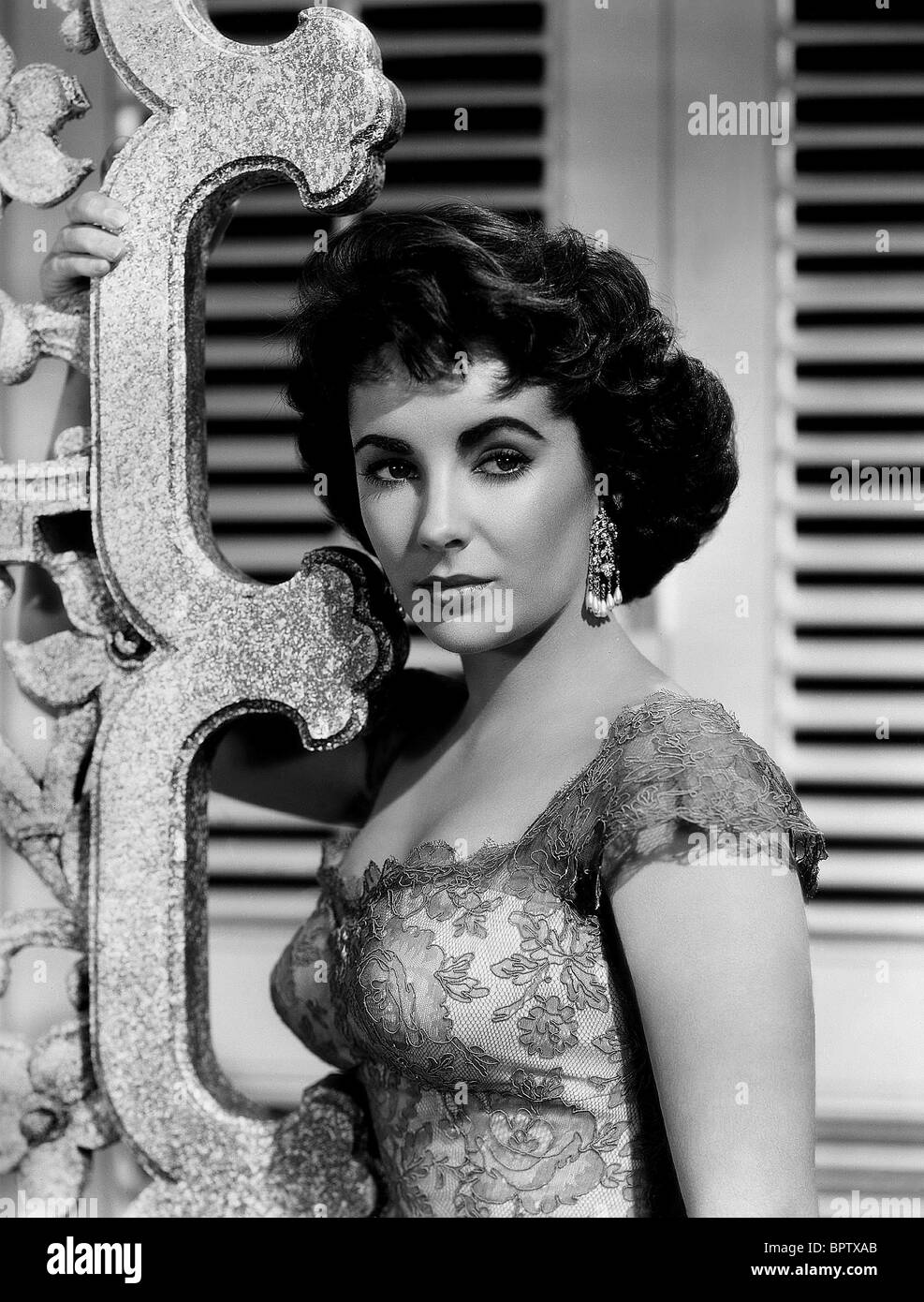 ELIZABETH TAYLOR ATTRICE (1953) Foto Stock