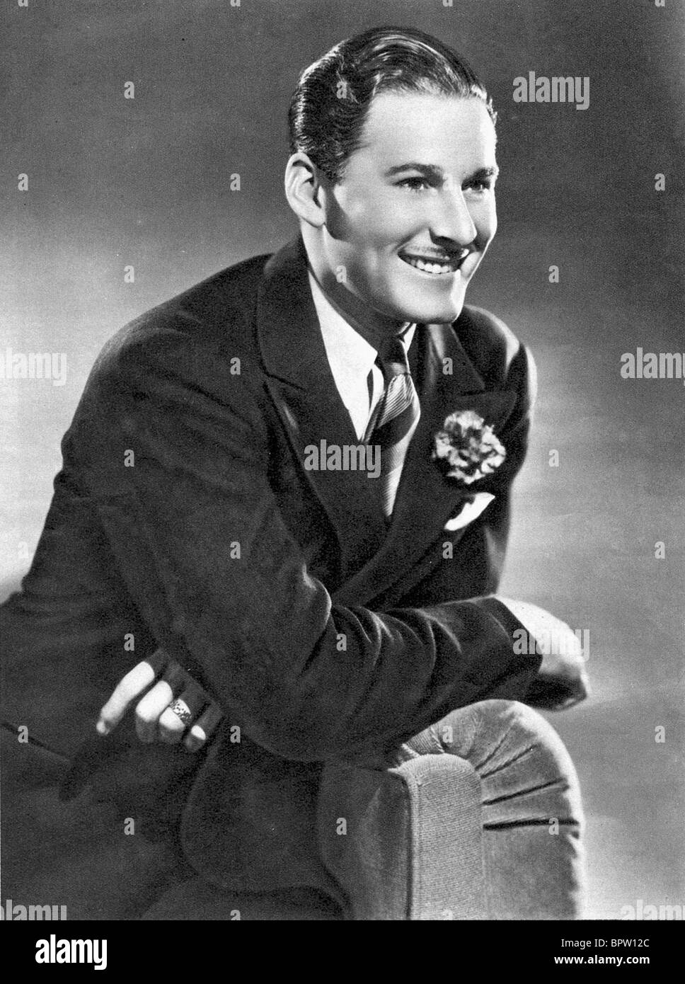ERROL FLYNN attore (1943) Foto Stock