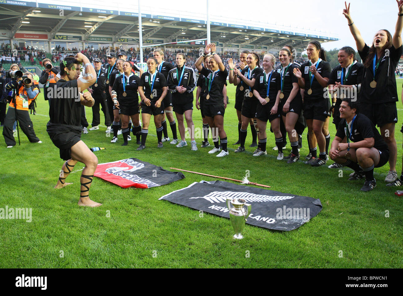 Nuova Zelanda celebrare la vittoria delle donne del Rugby World Cup finale Foto Stock