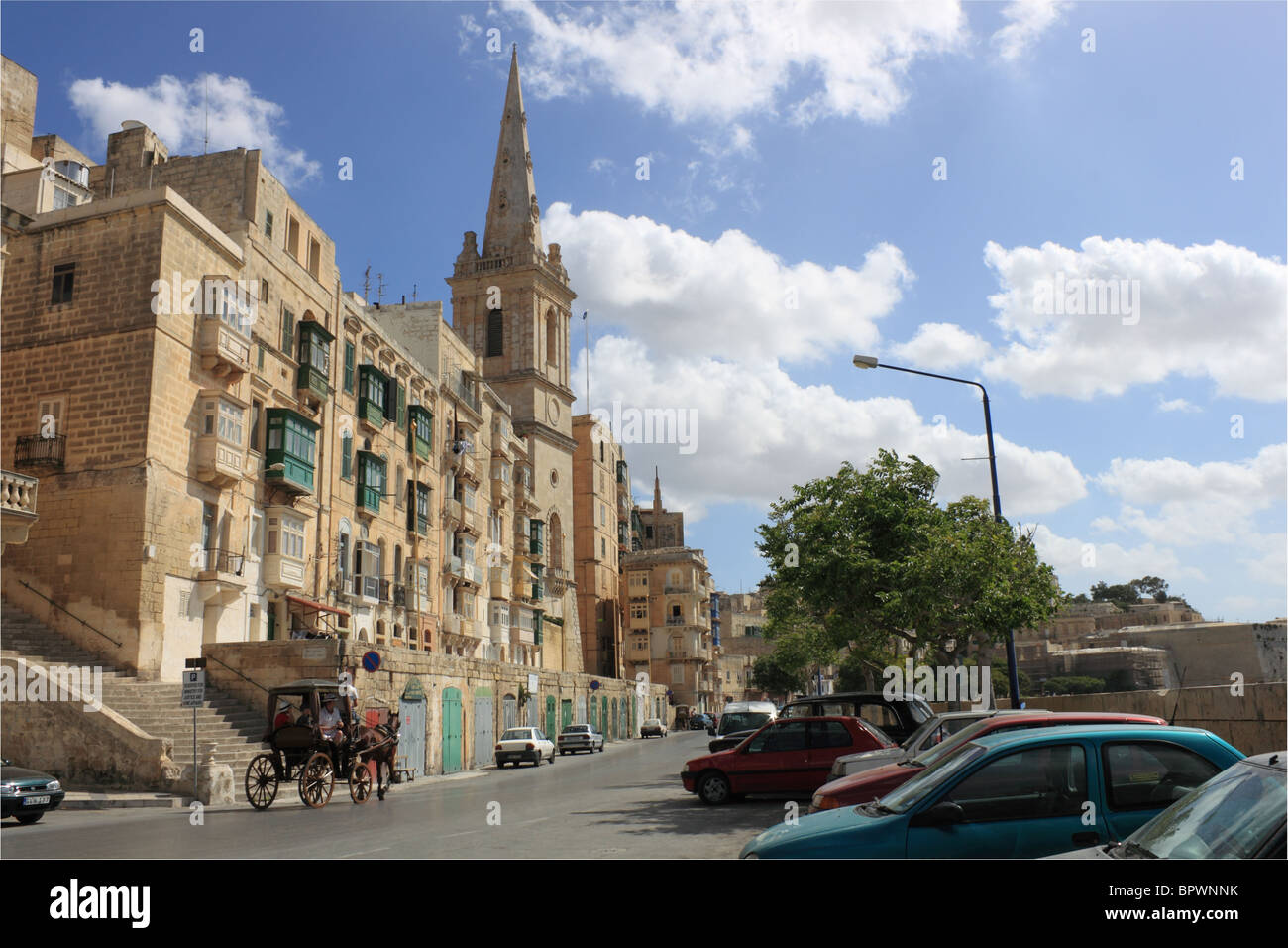 San Paolo Cattedrale anglicana, visto da Triq il Porto Marsamxett, Valletta, Malta, Mediterraneo, Europa Foto Stock