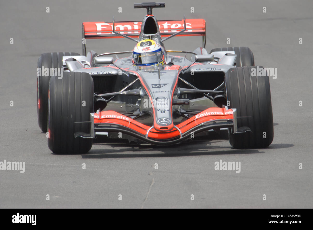 Juan Pablo Montoya durante una sessione di prove del 2006 Canadian F1 Grand Prix Foto Stock