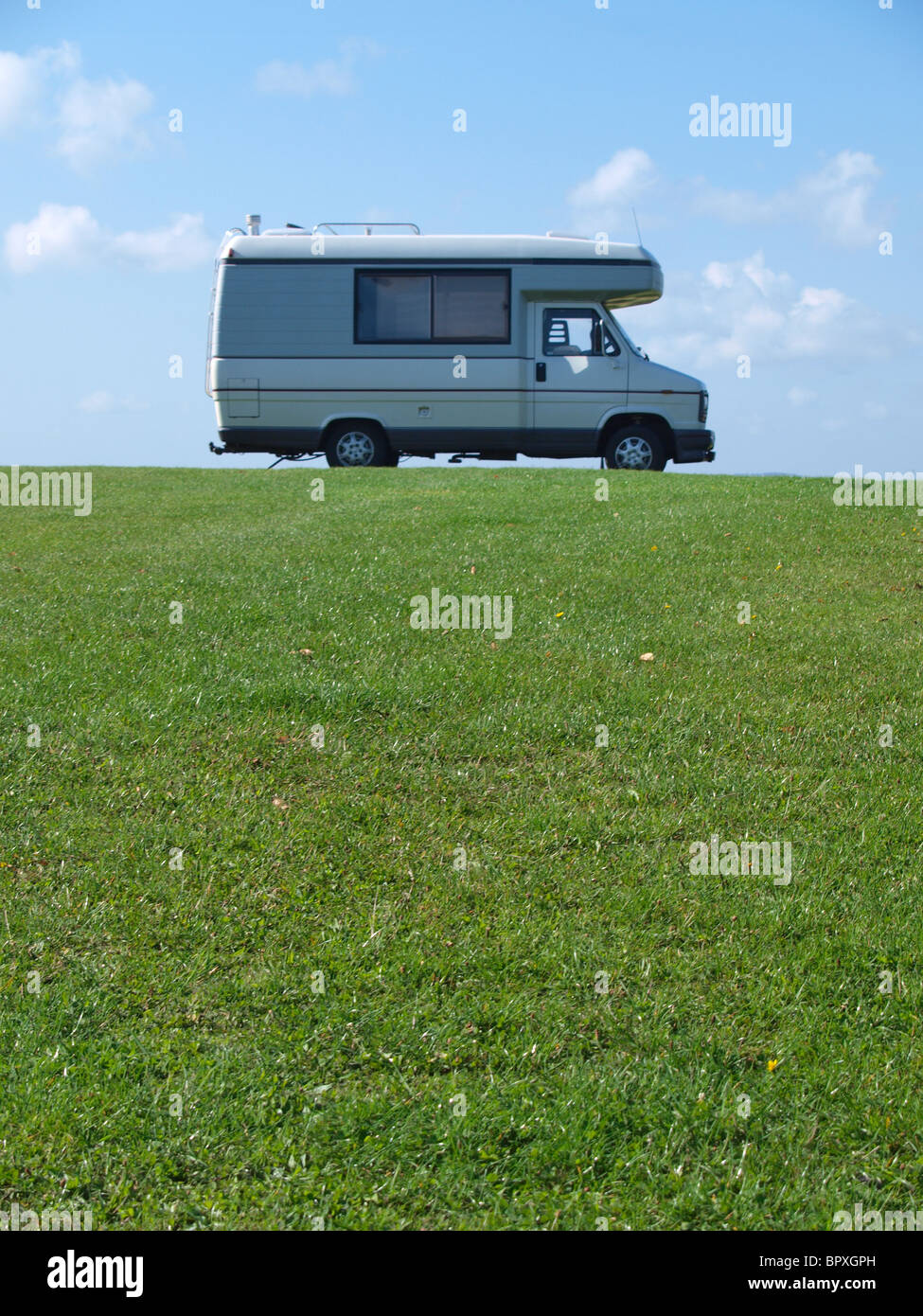 Motorhome sulla cima di una collina, REGNO UNITO Foto Stock