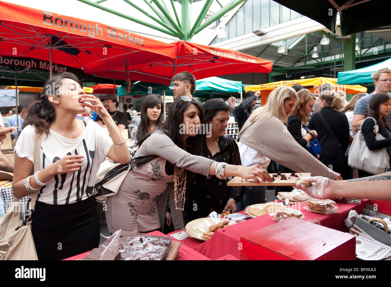 Torta - Stallo Borough Market - Southwark - Londra Foto Stock