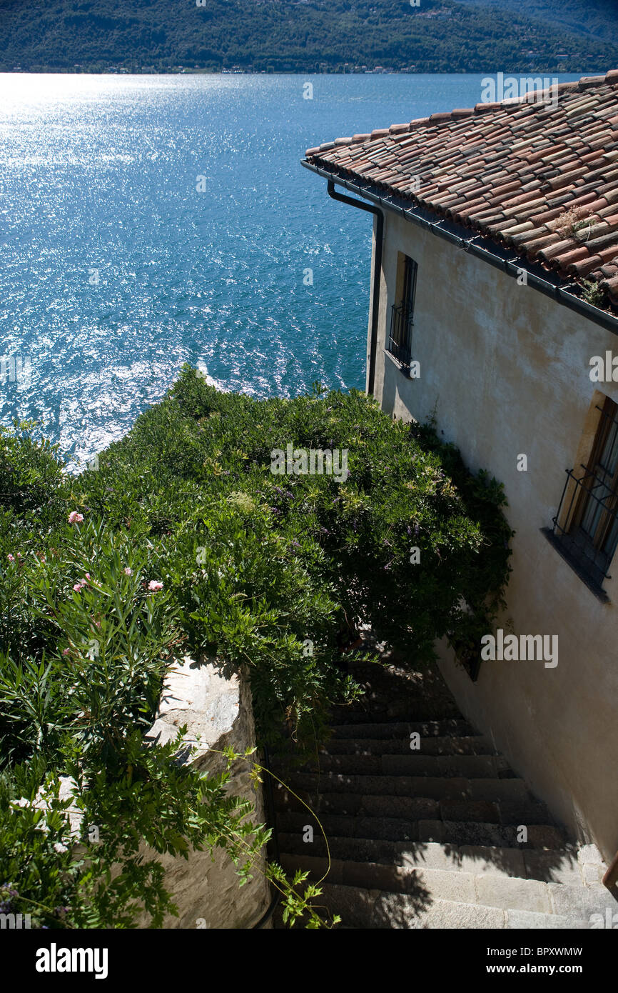 Il Lago Maggiore, Santa Caterina del Sasso, Lombardia, Italia Foto Stock