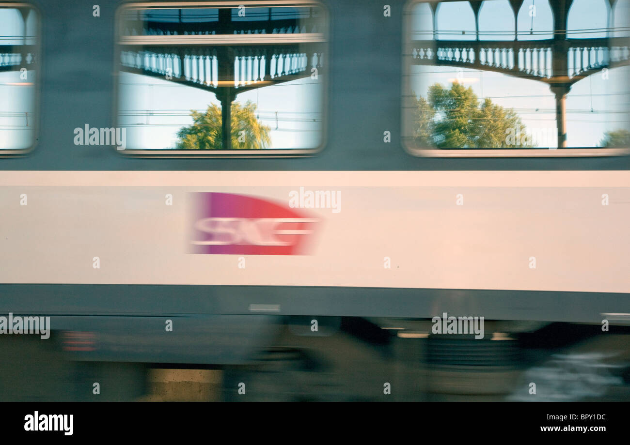 SNCF logo sul treno in Francia Foto Stock