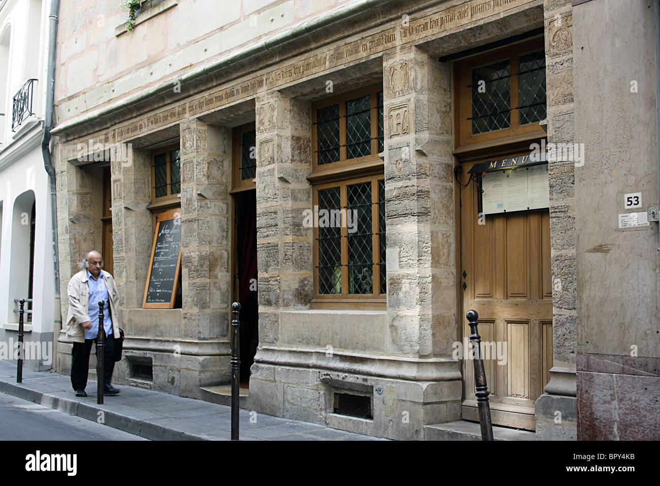 Casa di Nicolas Flamel, casa più antica di Parigi. Foto Stock