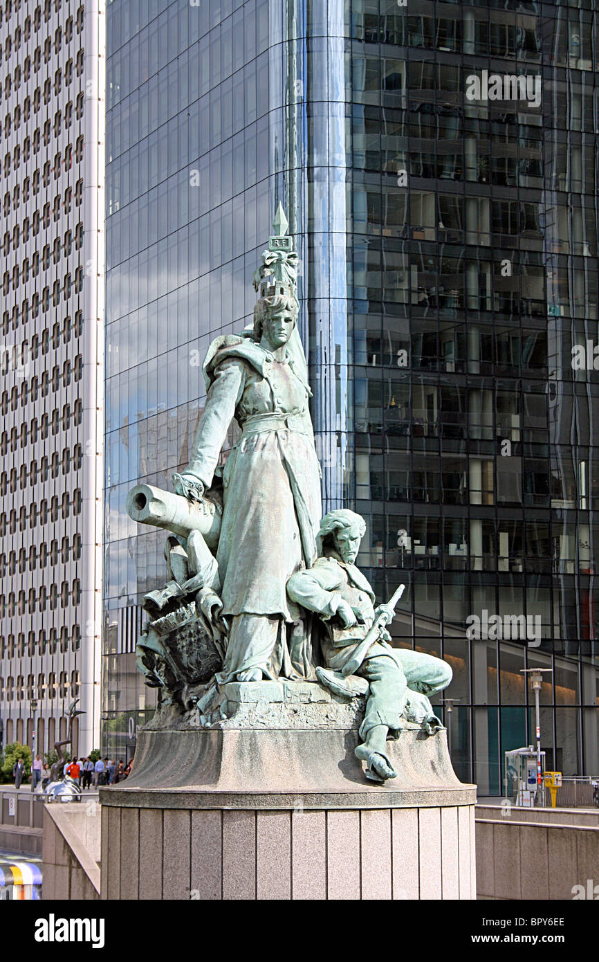 Statua "La Défense de Paris", a La Défense di Parigi. Foto Stock