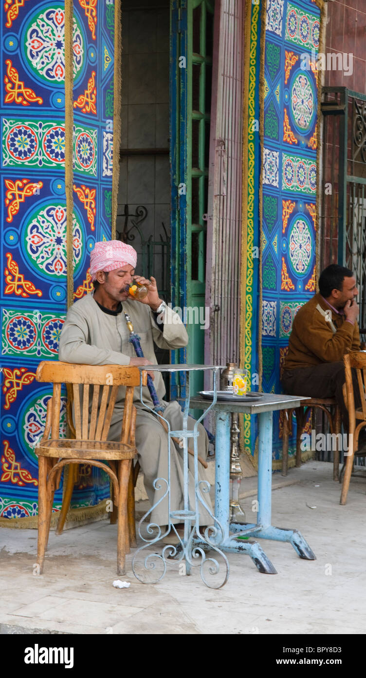 Bevitore di tè in Il Cairo Egitto Foto Stock
