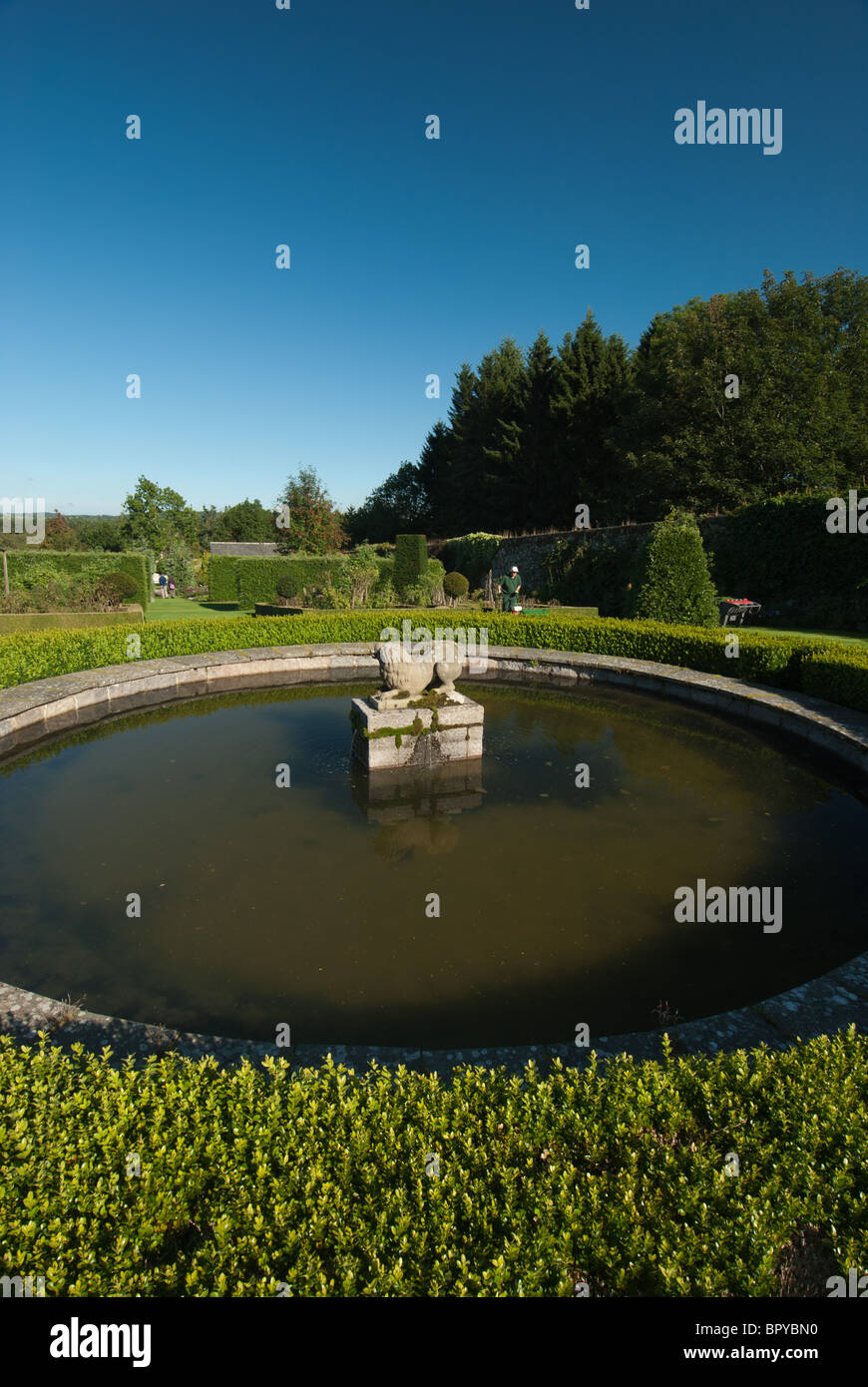 Il castello di tamburo. Giardino delle rose storico, Aberdeenshire, Scozia Foto Stock