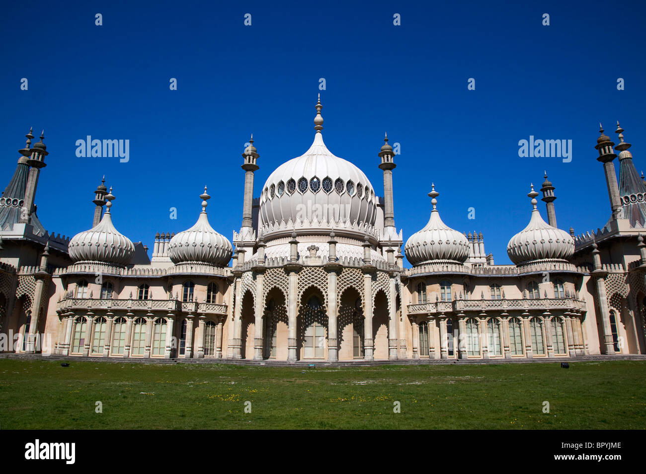 Inghilterra, East Sussex, Brighton Royal Pavilion, secolo XIX ritiro per poi Prince Regent, progettato da John Nash. Foto Stock