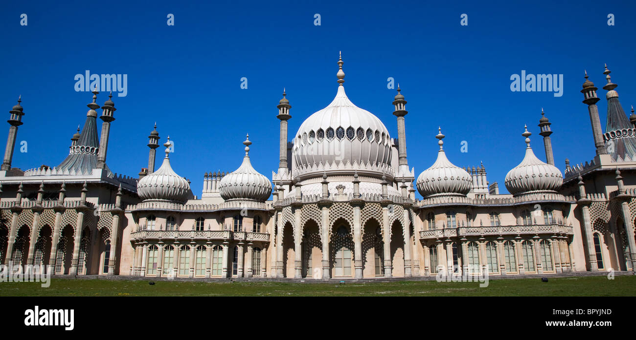 Inghilterra, East Sussex, Brighton Royal Pavilion, secolo XIX ritiro per poi Prince Regent, progettato da John Nash. Foto Stock
