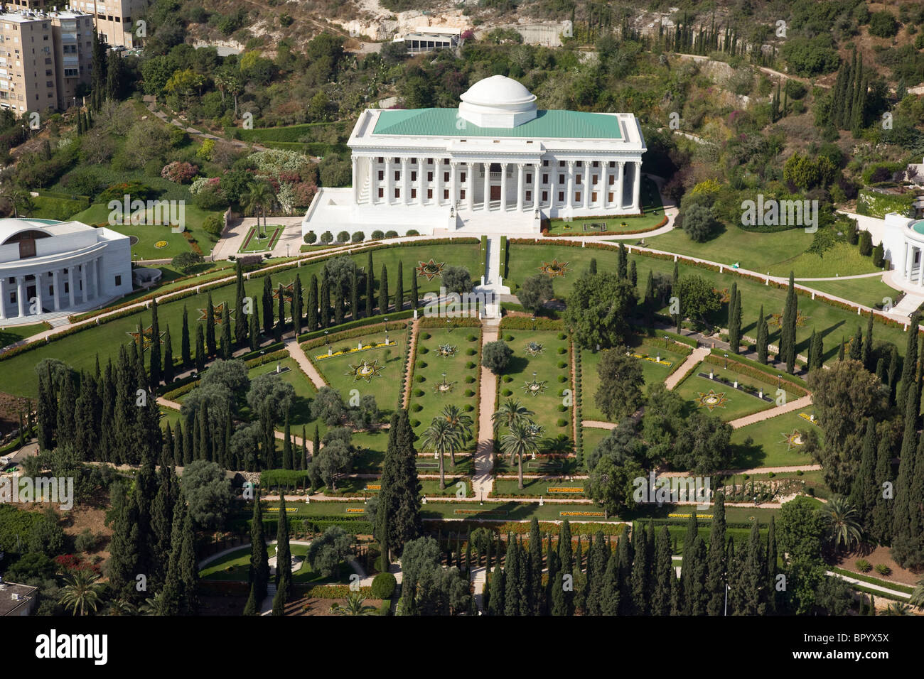 Immagine aerea di Bahai giardini e tempio sulle pendici del Monte Carmelo Foto Stock
