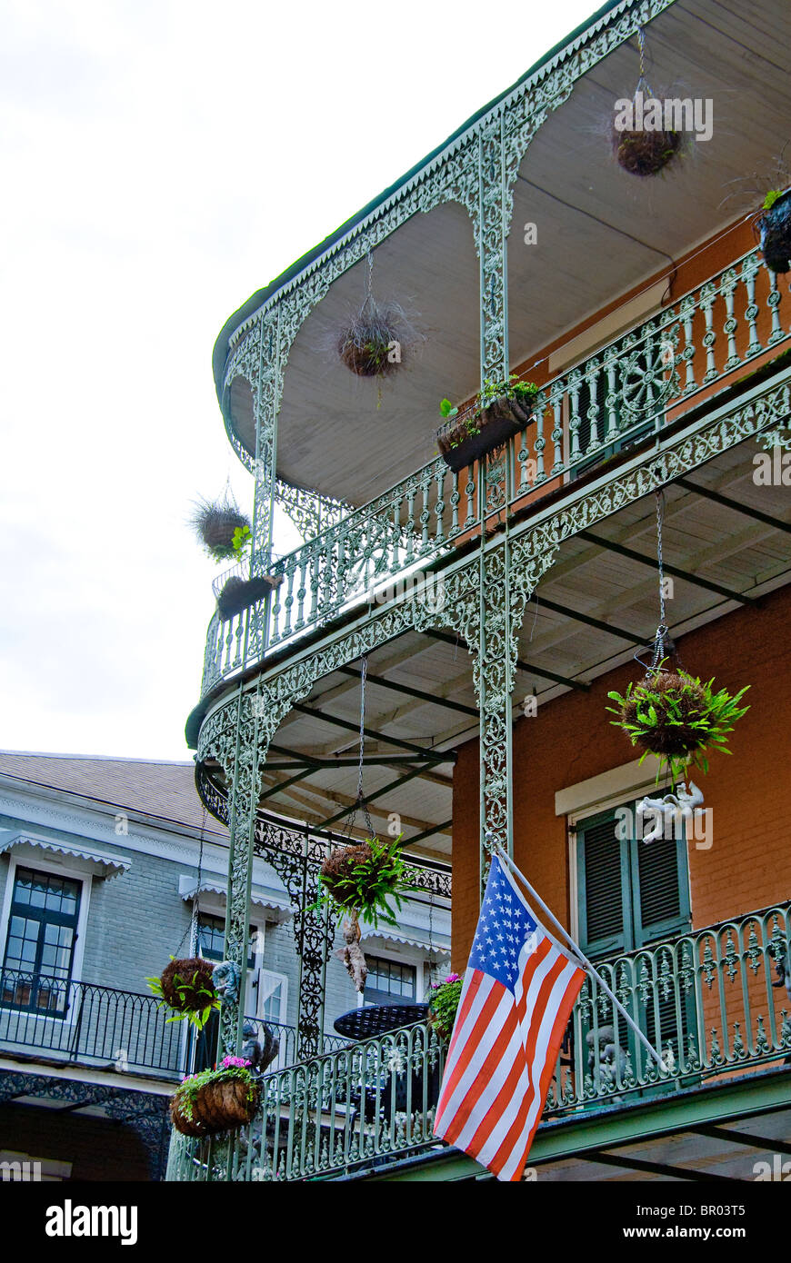 Grill ornati opera nel Quartiere Francese di New Orleans, in Louisiana, Stati Uniti d'America Foto Stock