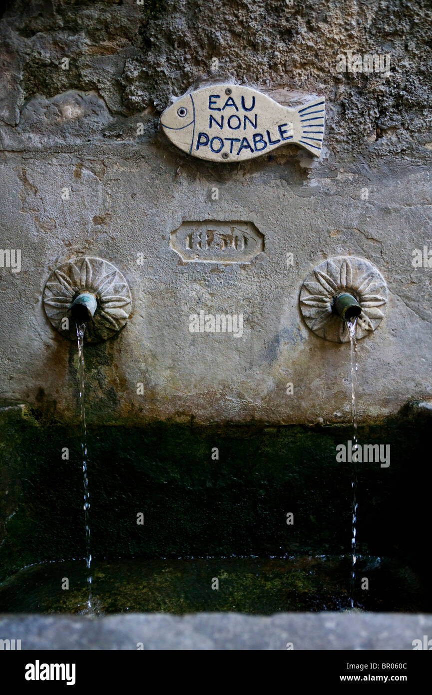 Fontana in Saint-Paul de Vence, Francia Foto Stock