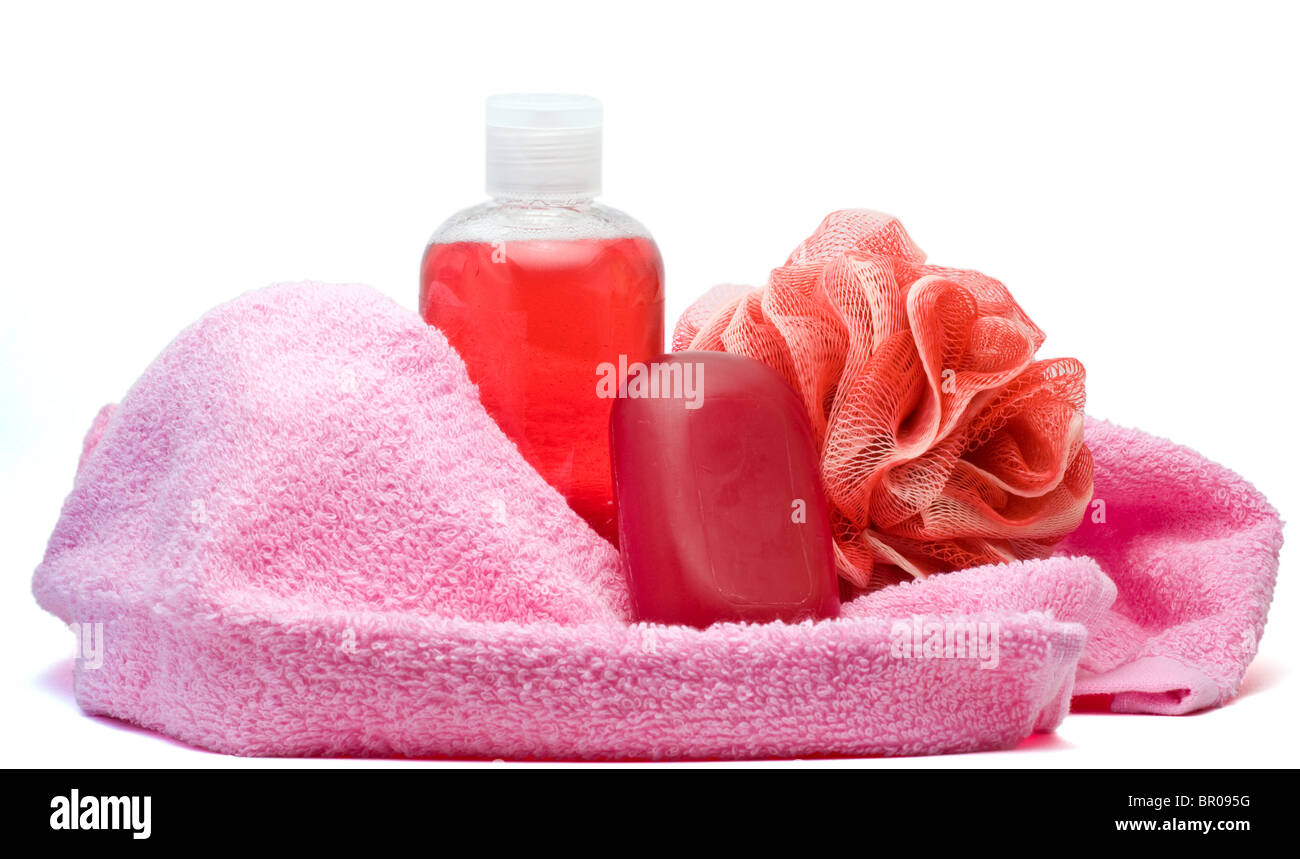 Accessori per il bagno coperto con asciugamano Foto Stock