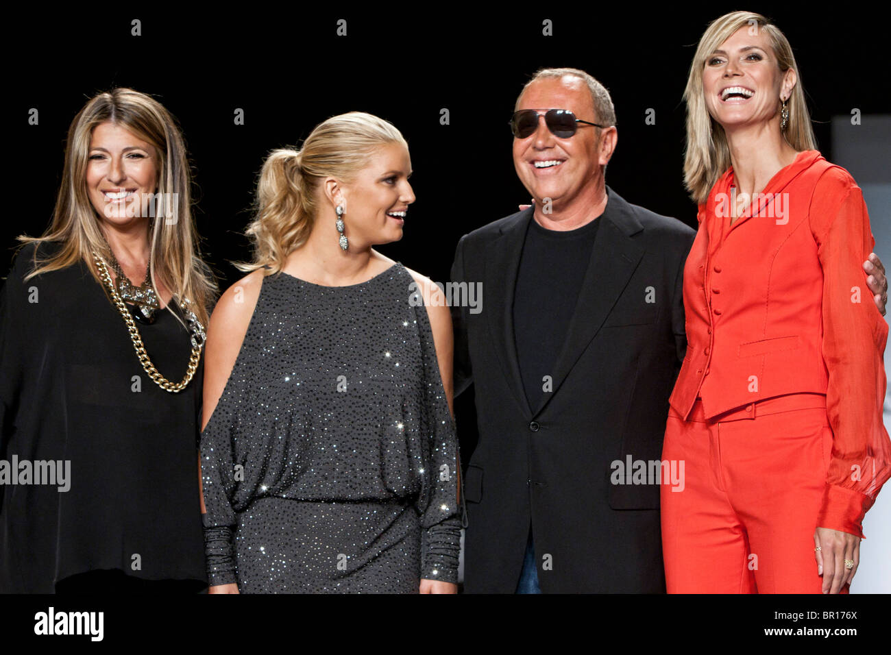 10 settembre 2010 -New Yok,USA - Nina Garcia, Jessica Simpson, Michael Kors, Heidi Klum a Project Runway stagione 8 Foto Stock