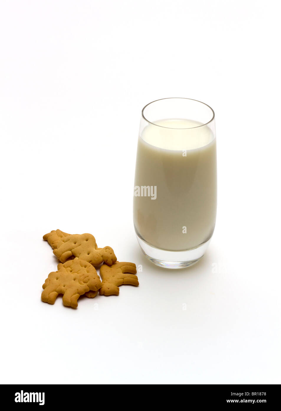 Bicchiere di latte con i cookie Foto Stock