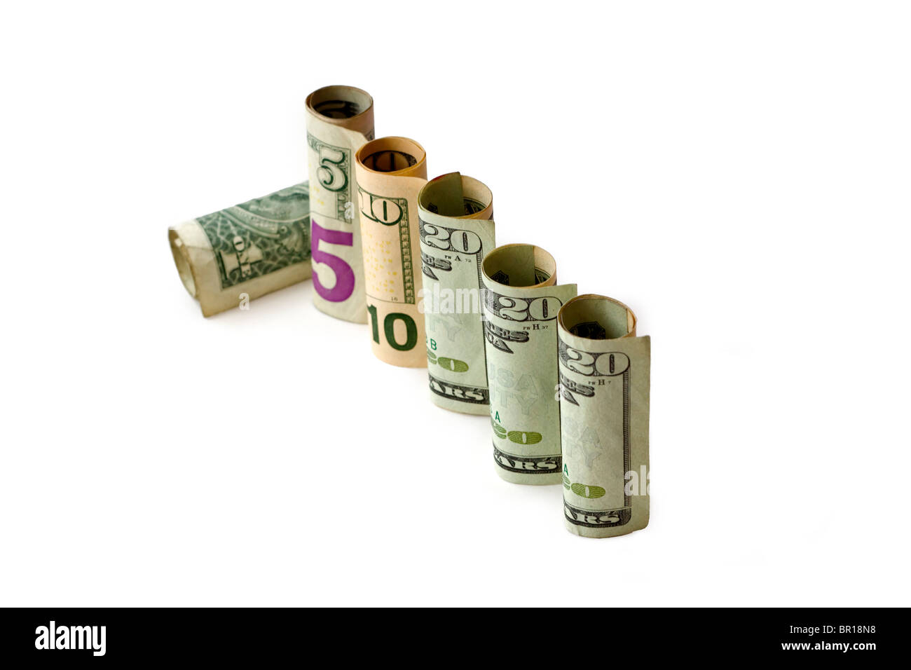 La recessione concetto illustrato con una fila di banconote e l'ultima caduta Foto Stock