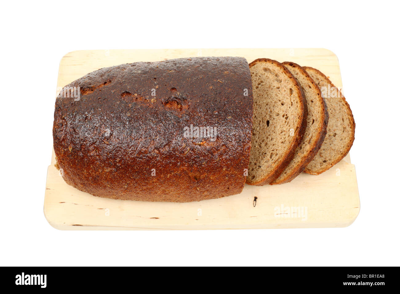 Filone di pane su un tagliere isolate su sfondo bianco Foto Stock
