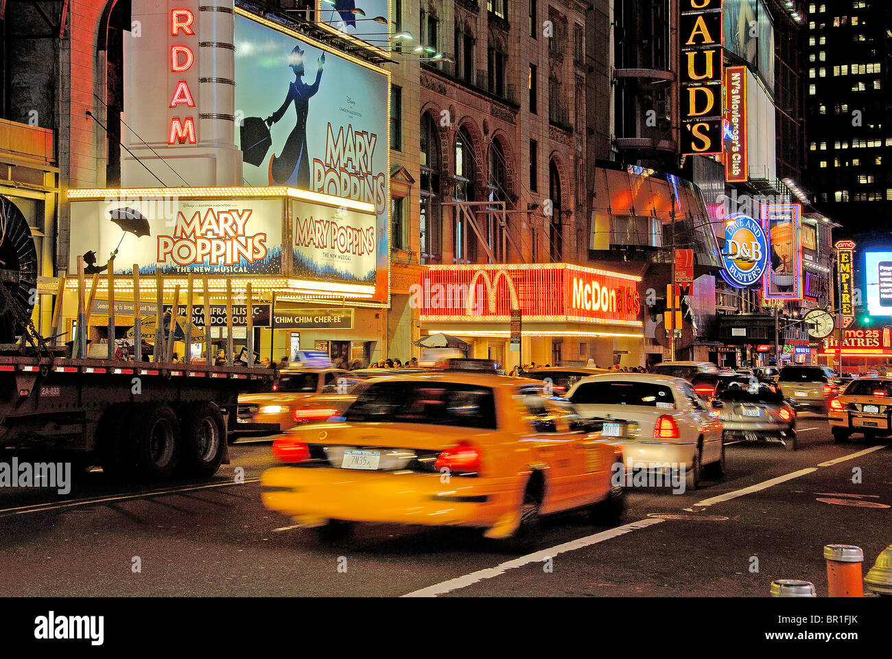 Times Square a 42d New York STATI UNITI D'AMERICA Foto Stock