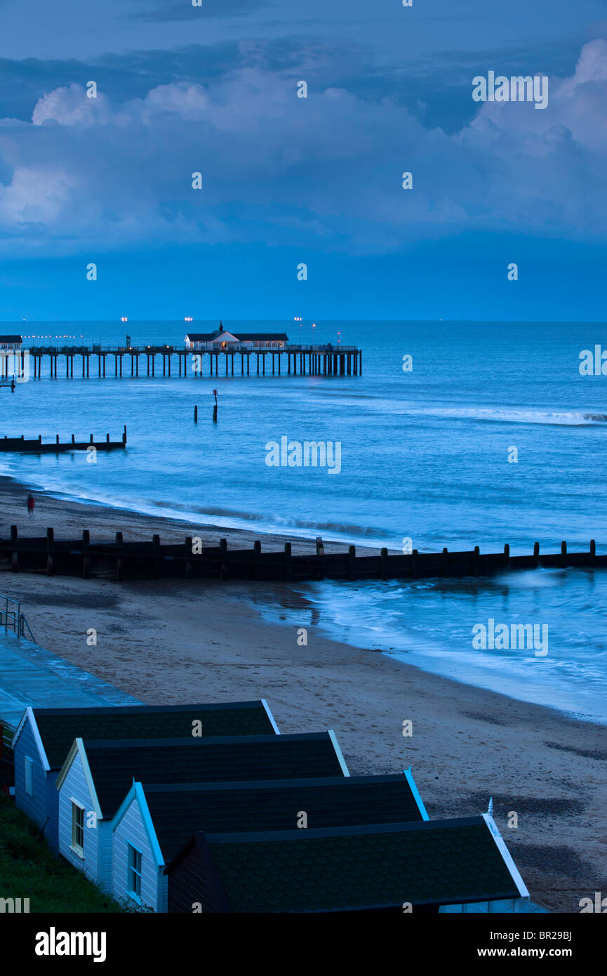 Il molo e il lungomare, Southwold, Suffolk, Inghilterra, Regno Unito Foto Stock