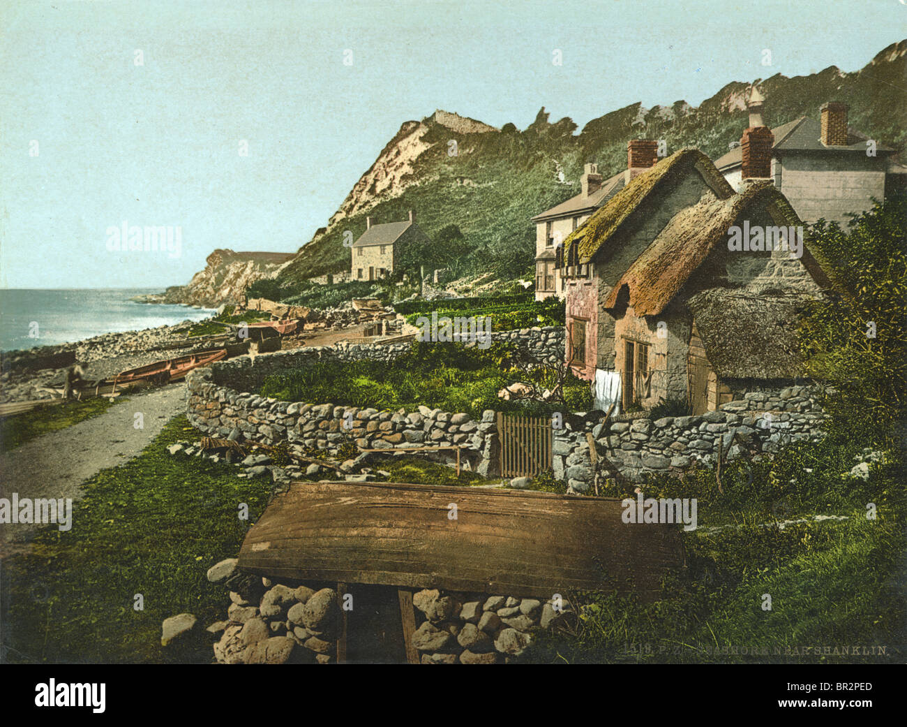 Circa 1910 colorata a mano in fotografia, 'Seashore vicino a Shanklin.". Foto Stock