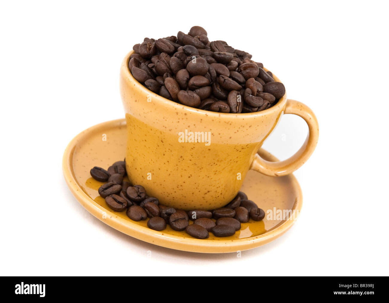 Coppa piena di chicchi di caffè Foto Stock