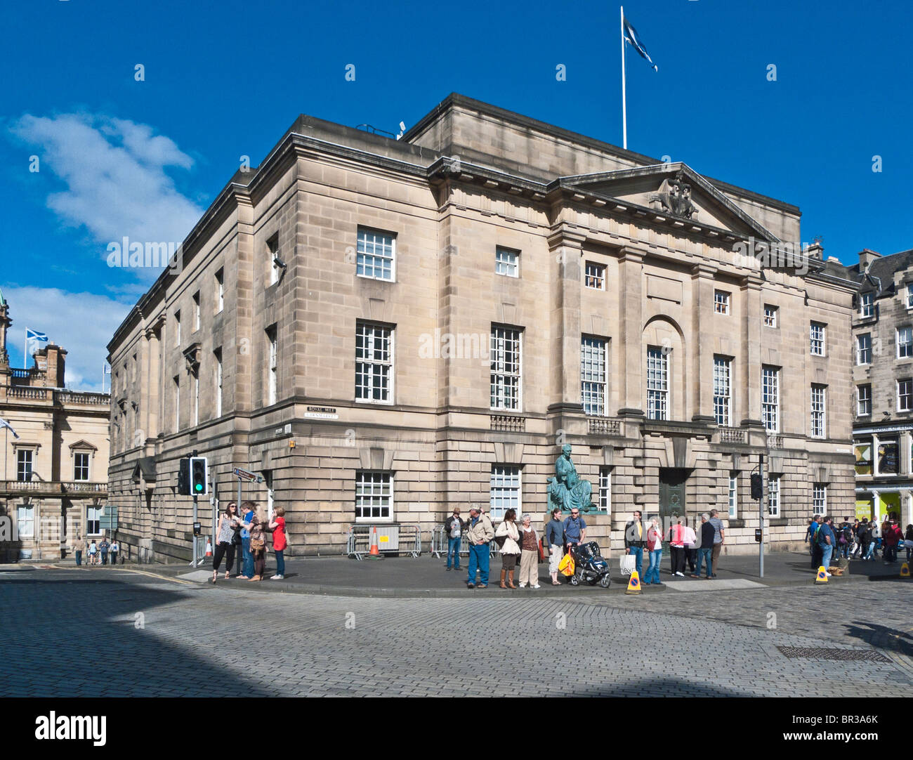 La costruzione dell'Alta Corte in Lawnmarket il Royal Mile di Edimburgo Foto Stock