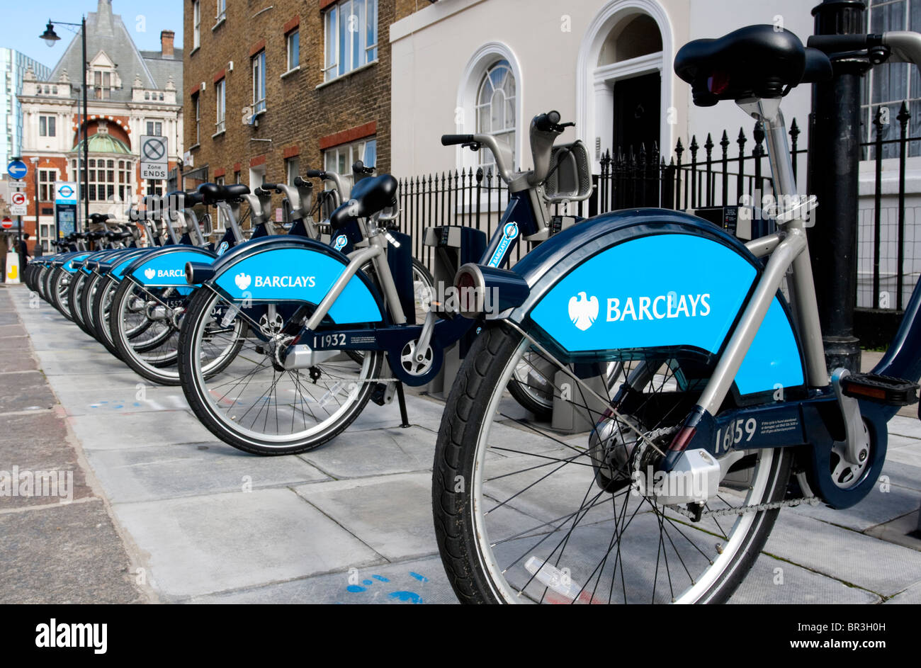 Noleggio docking station come parte del nuovo della Londra Barclay's noleggio biciclette scheme, NW1, England, Regno Unito . Foto Stock