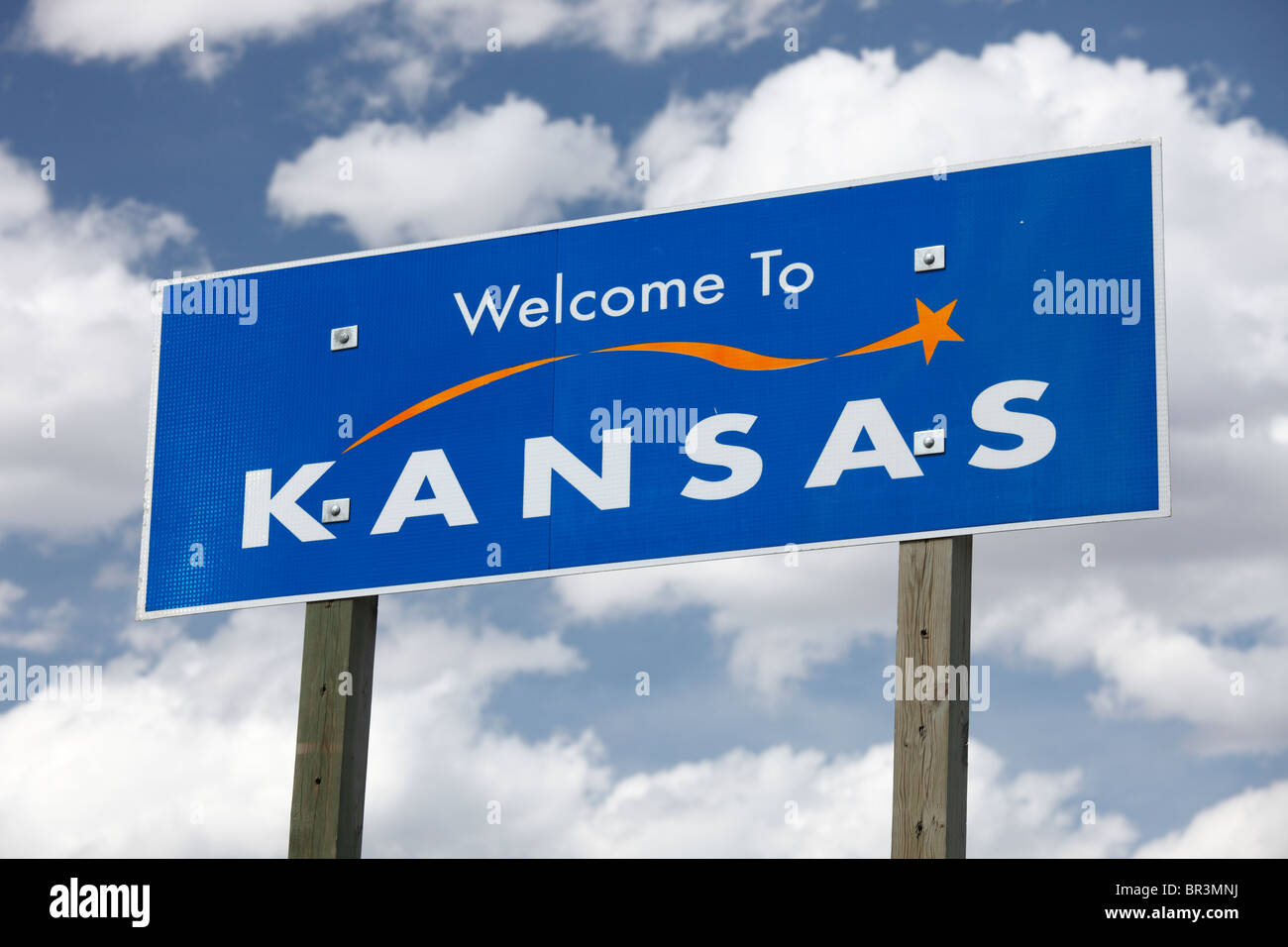 Cartello benvenuto in Kansas al confine tra Oklahoma e Kansas. Foto Stock