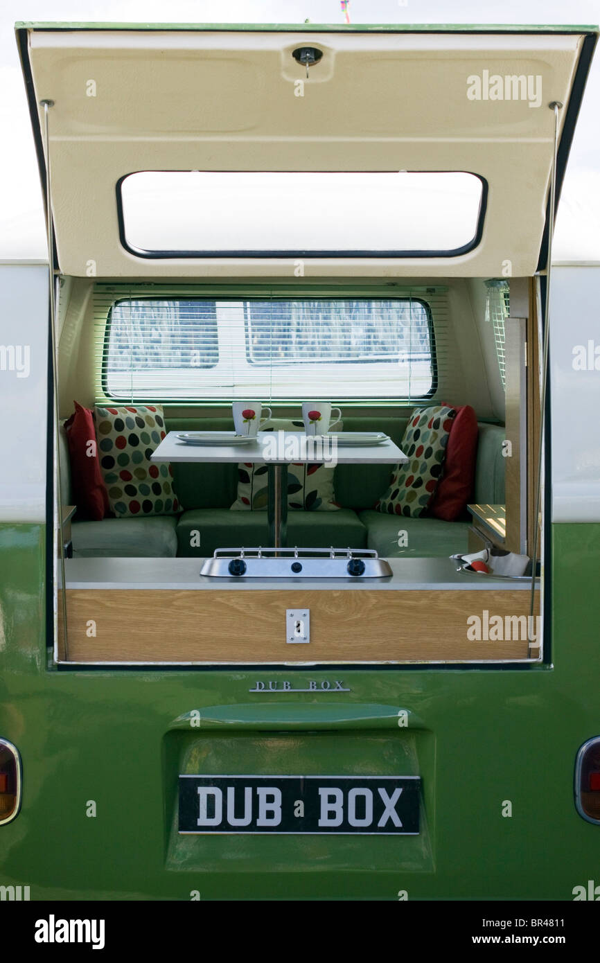 Verniciato a spruzzo Volkswagen Camper Van Foto Stock