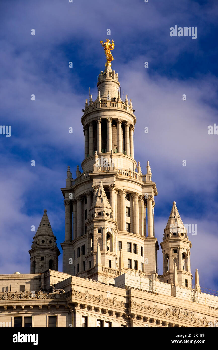 Ornati in alto di Manhattan edificio comunale in Lower Manhattan, New York City, Stati Uniti d'America Foto Stock