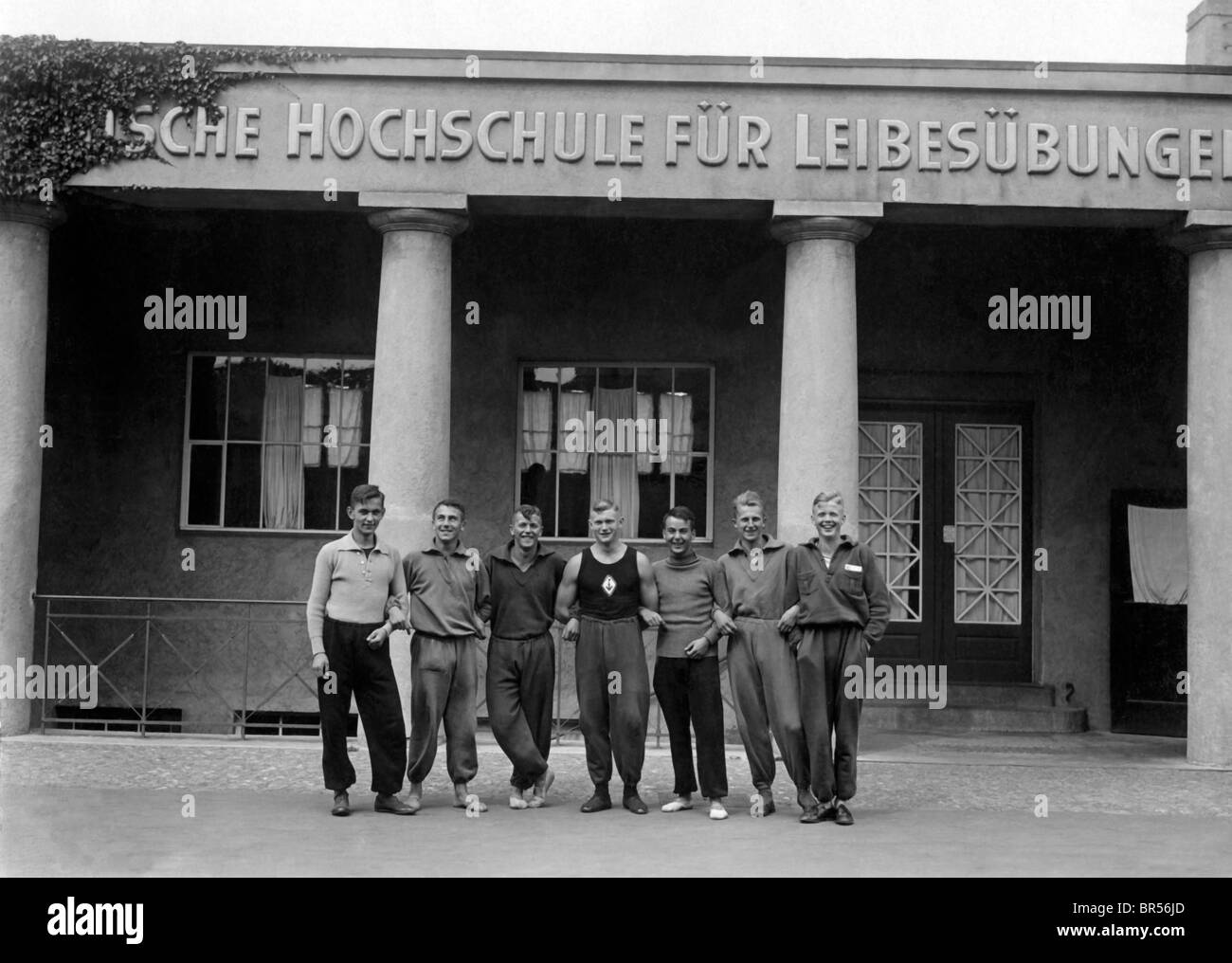 Fotografia storica, sport di otto studenti, intorno al 1928 Foto Stock