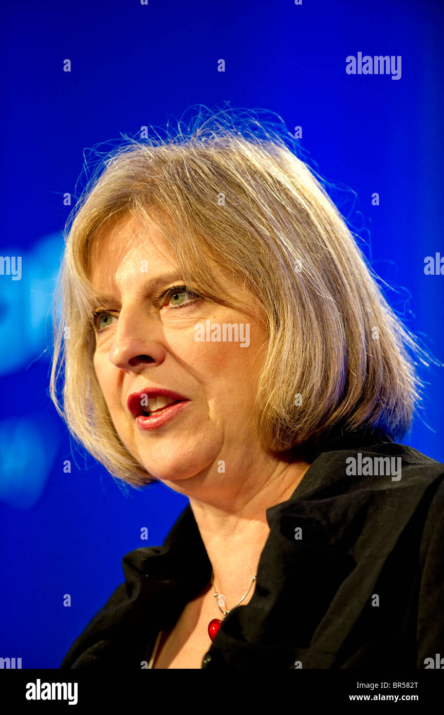 Ex primo ministro del Regno Unito, Theresa Maggio MP Foto Stock
