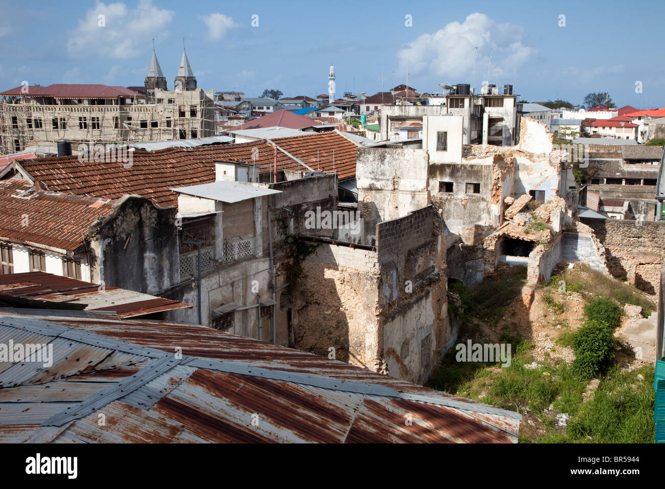 Stone Town, Zanzibar, Tanzania. Tetti. Foto Stock