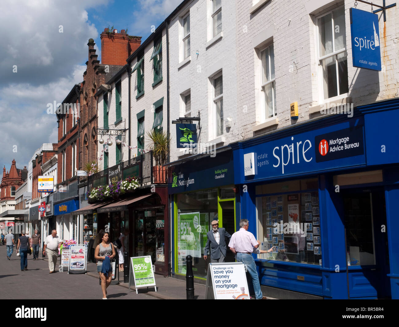 High Street a Chesterfield, Derbyshire Regno Unito Inghilterra Foto Stock