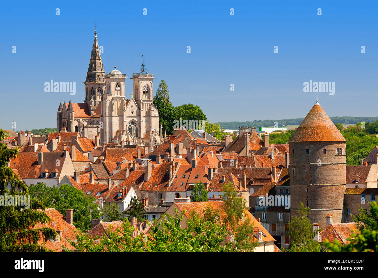 L'Europa, Francia, Cote d'Or (21), vista di Semur en Auxois Foto Stock