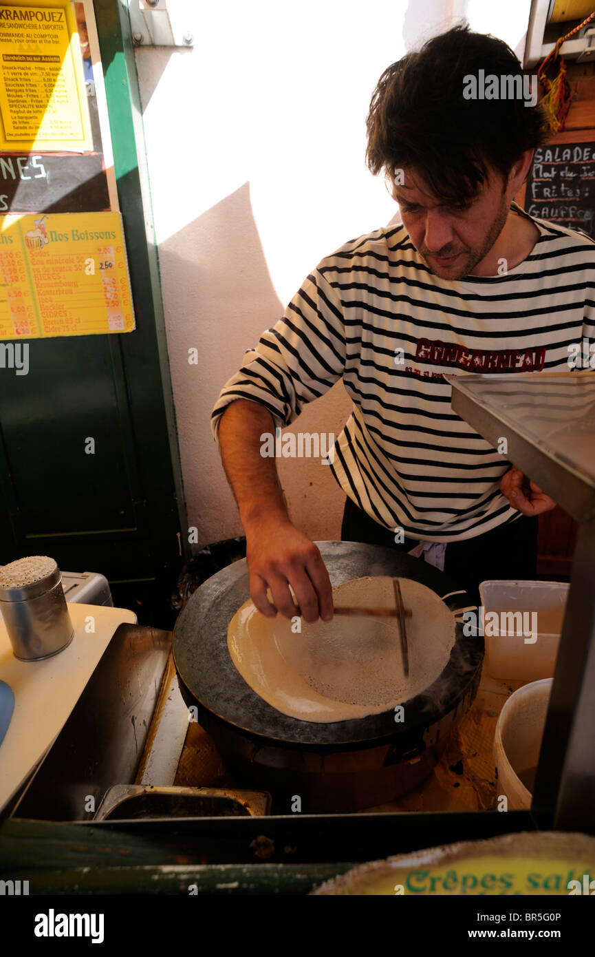 Francia, Bretagna (Bretagne), Finistère, Concarneau, crepe Foto Stock