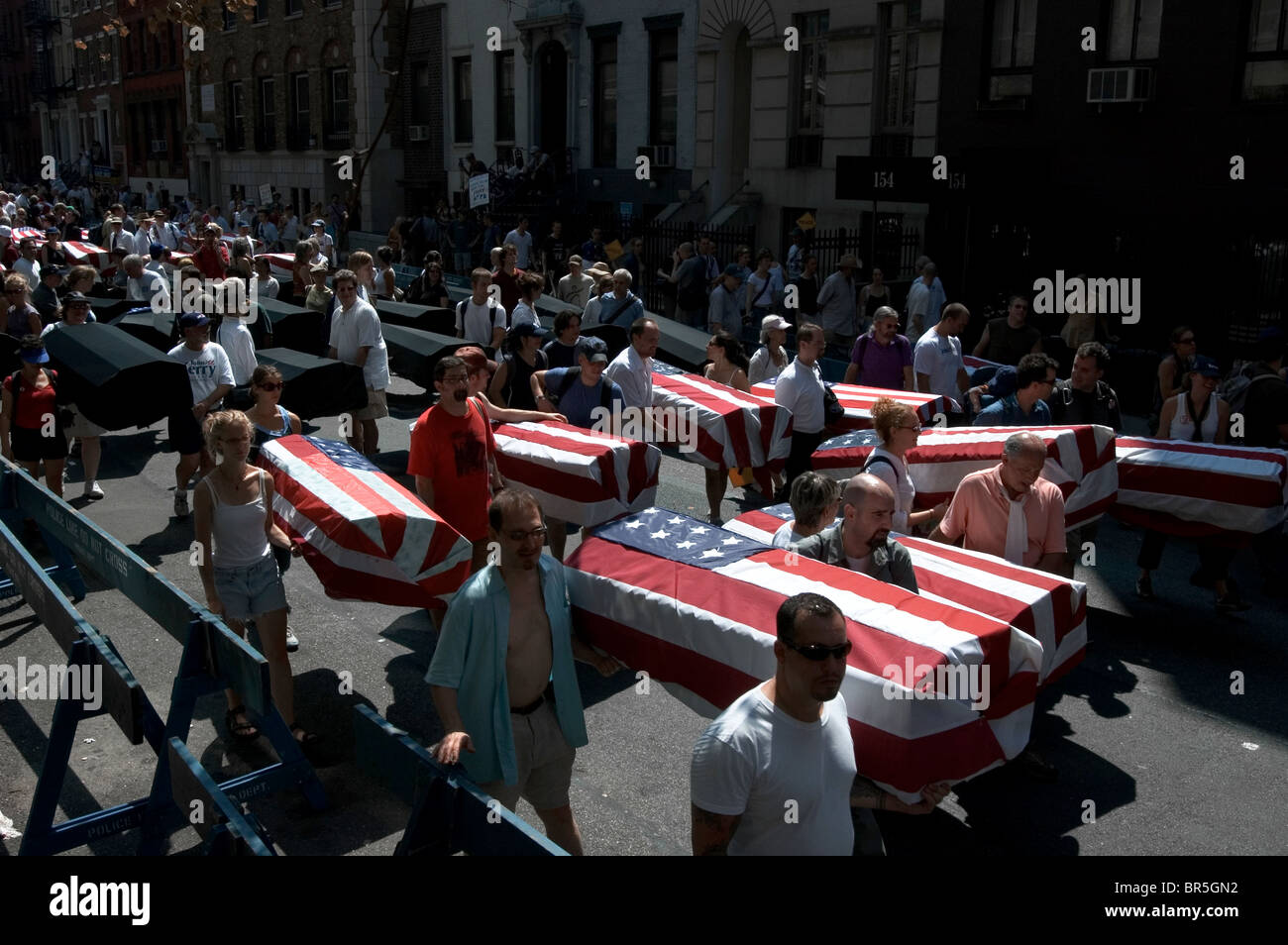 Uniti per la pace e la giustizia marzo contro la Convention Nazionale Repubblicana in Foto Stock