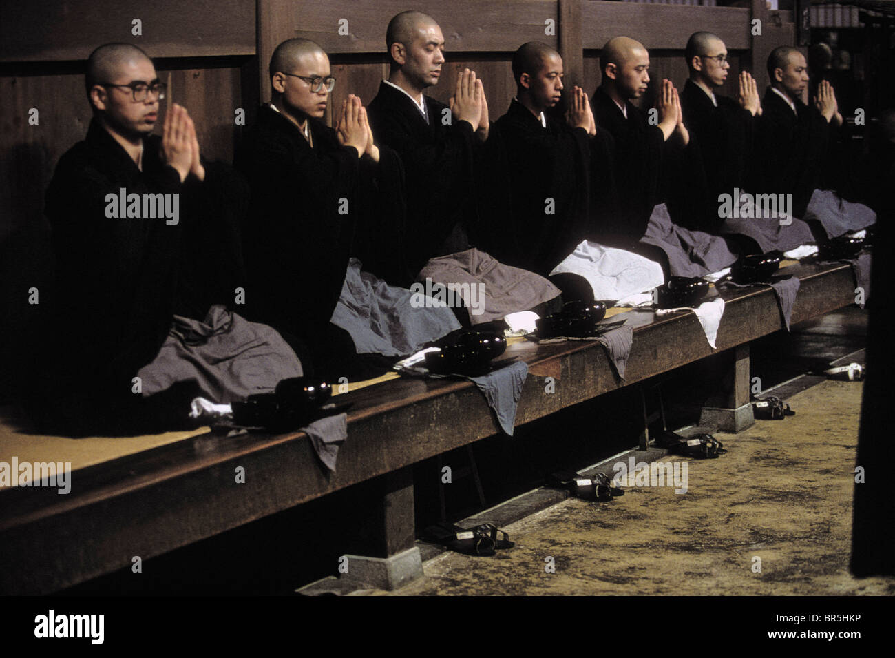 La pratica di meditazione zen Foto Stock