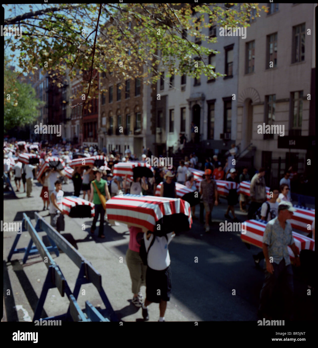 UfPJ protesta durante la Convention Nazionale Repubblicana 2004 nella città di New York Foto Stock